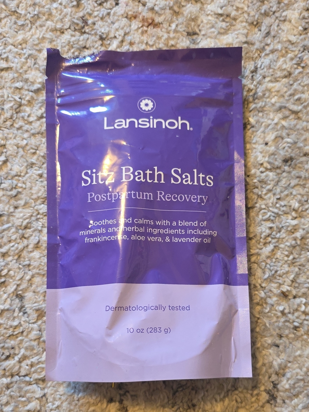 Lansinoh Purple Sitz Bath Salts Pouch